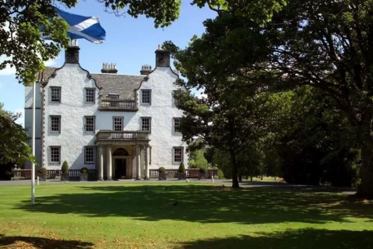 Отель Prestonfield House