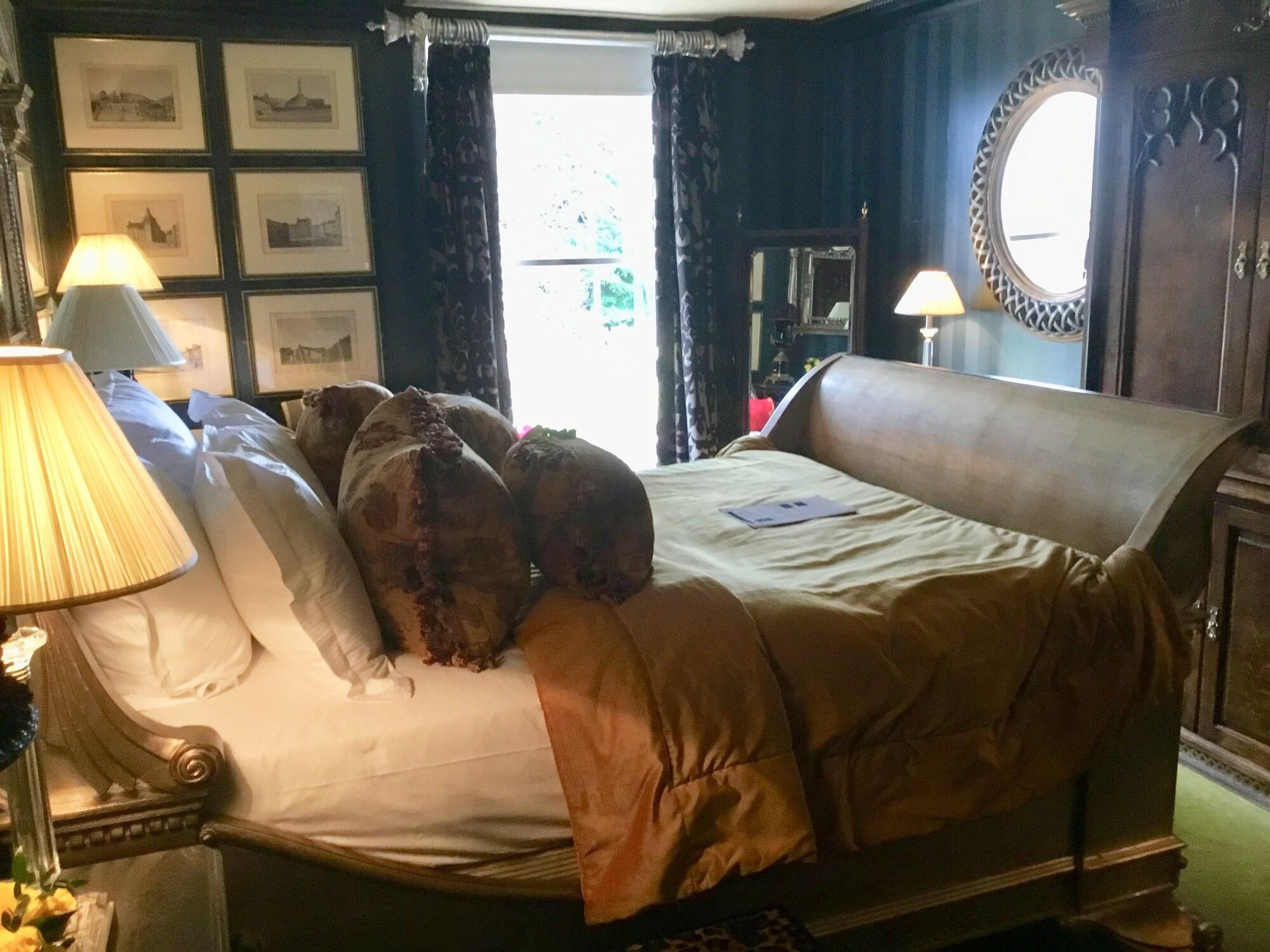 Отель Prestonfield House 5*